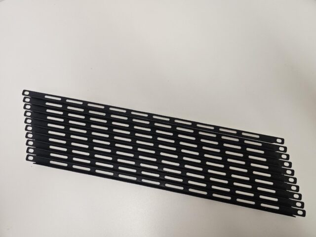 LBP-1A 19" Horizontal Lacer Bar, Straight, No offset - Image 4