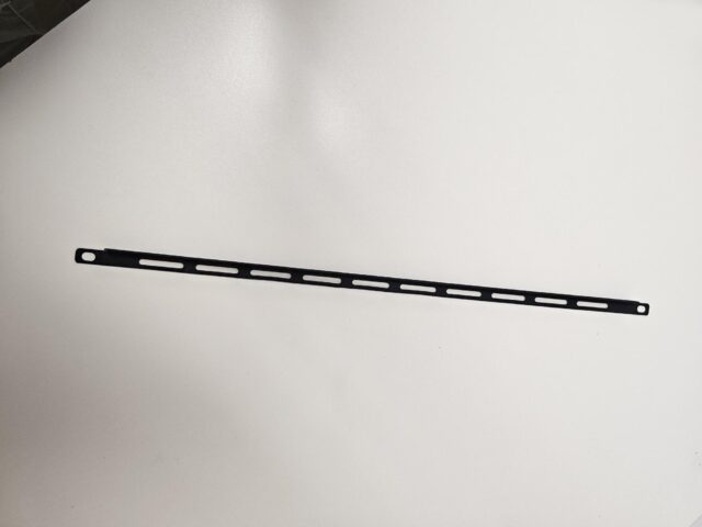 LBP-1A 19" Horizontal Lacer Bar, Straight, No offset - Image 2